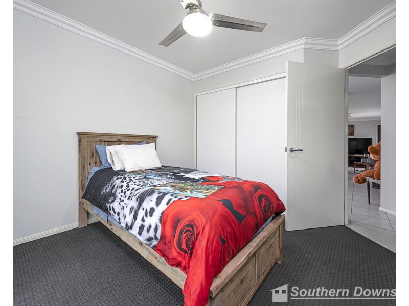 11 Himyar Drive, Warwick QLD 4370