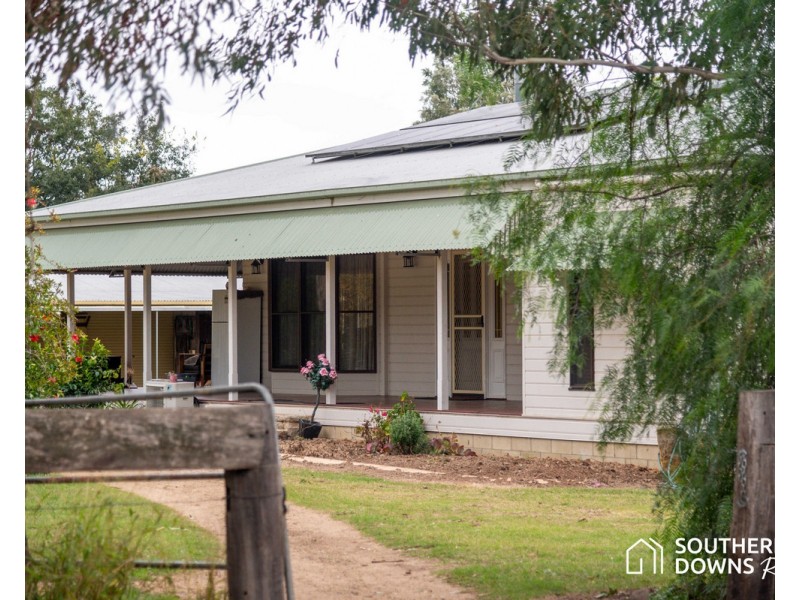 67 Schoch Road, Rosenthal Heights QLD 4370