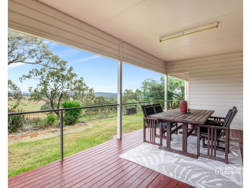 67 Schoch Road, Rosenthal Heights QLD 4370