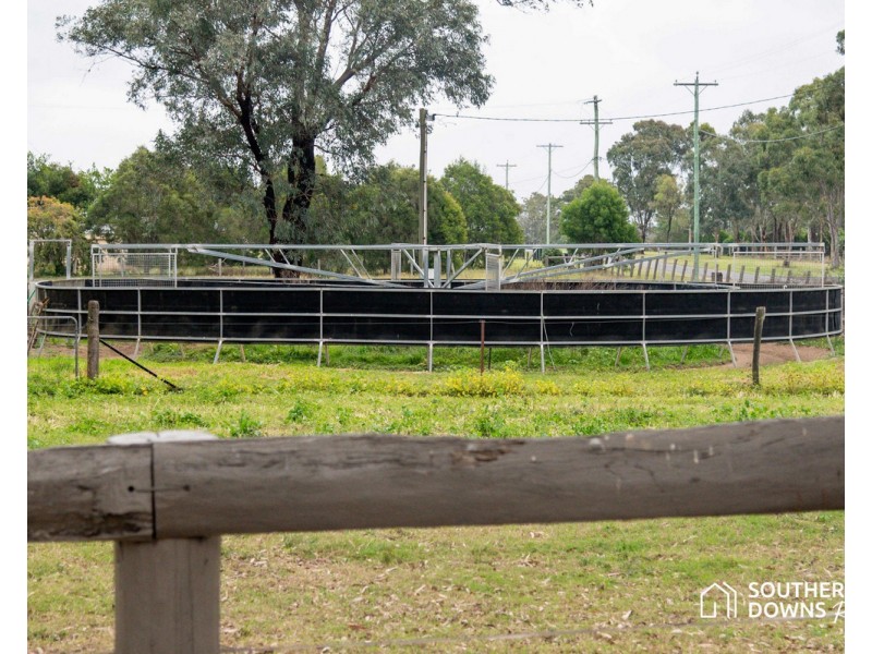 67 Schoch Road, Rosenthal Heights QLD 4370