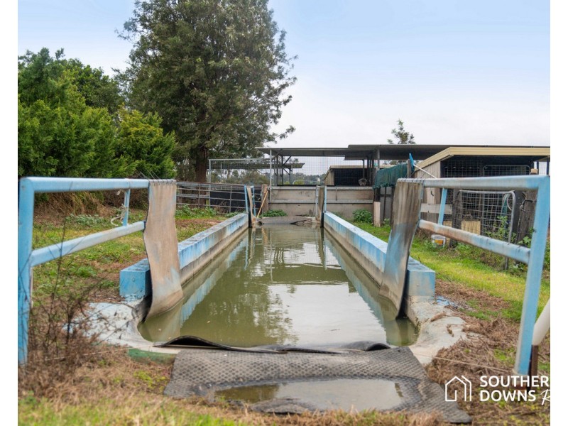 67 Schoch Road, Rosenthal Heights QLD 4370