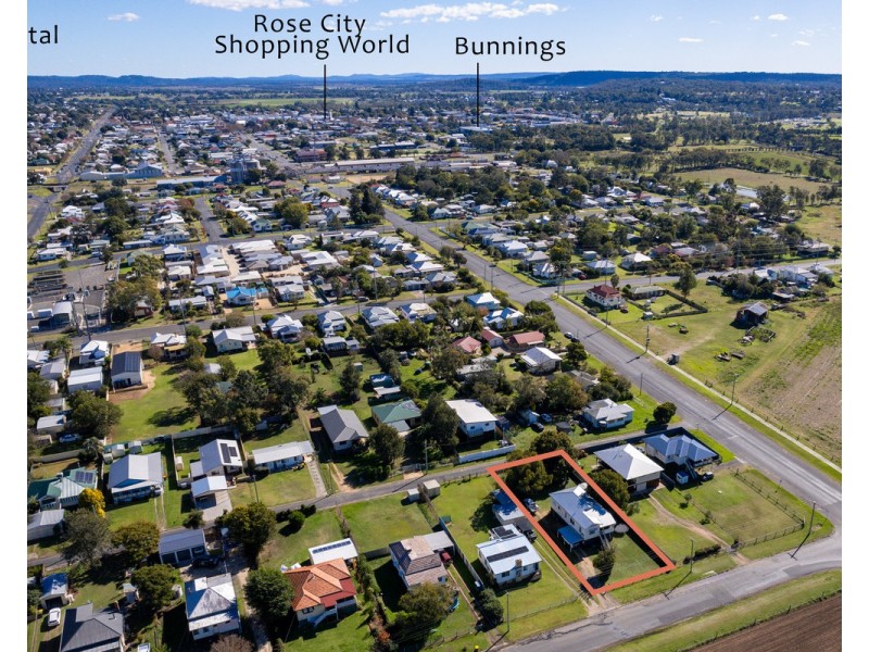 1 River Terrace, Warwick QLD 4370