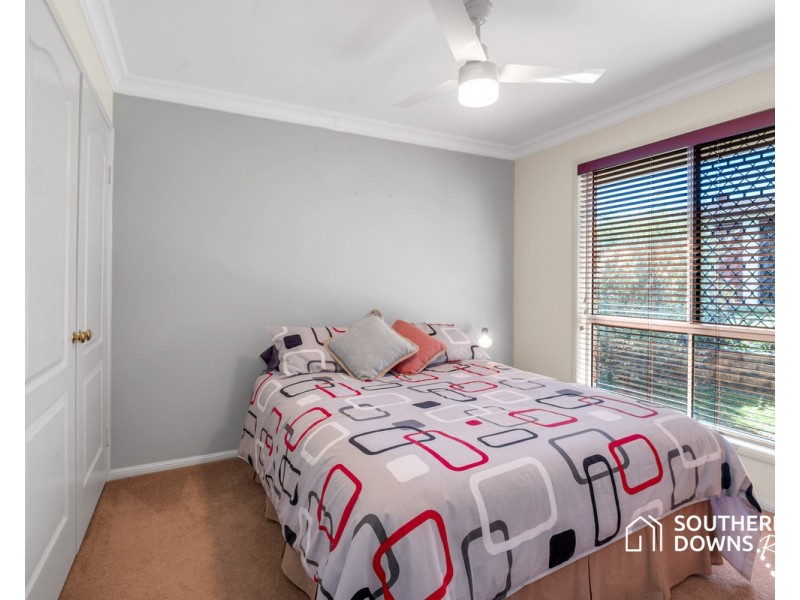 12 Hans Borgar Court, Warwick QLD 4370