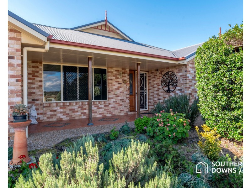 12 Hans Borgar Court, Warwick QLD 4370