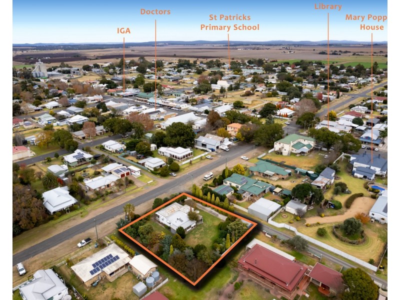 8 Drayton Street, Allora QLD 4362