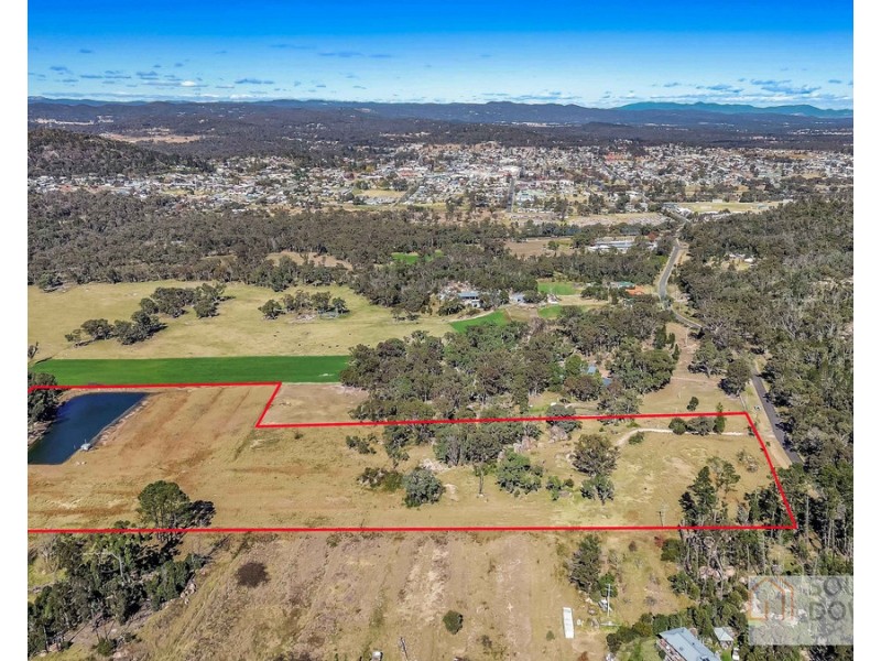 96 Caves Road, Stanthorpe QLD 4380