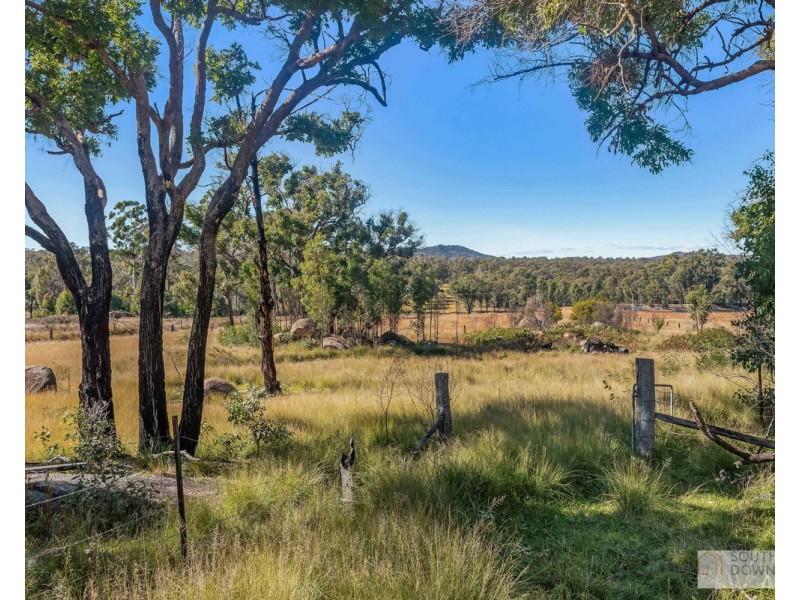 96 Caves Road, Stanthorpe QLD 4380