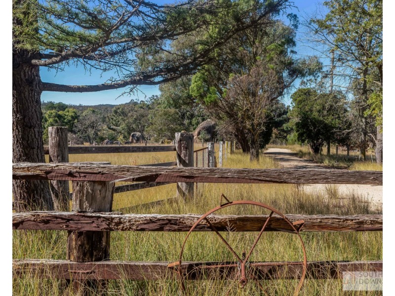 96 Caves Road, Stanthorpe QLD 4380