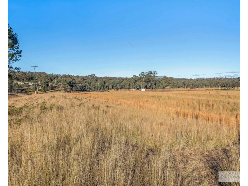 96 Caves Road, Stanthorpe QLD 4380