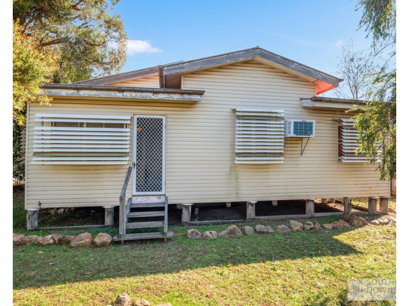 25B Dragon Street, Warwick QLD 4370