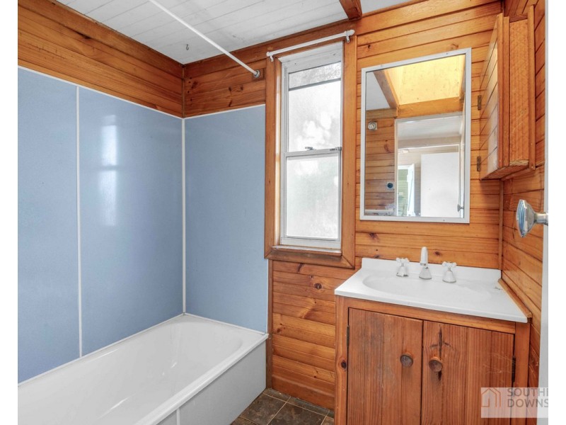 25B Dragon Street, Warwick QLD 4370