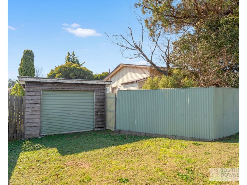 25B Dragon Street, Warwick QLD 4370