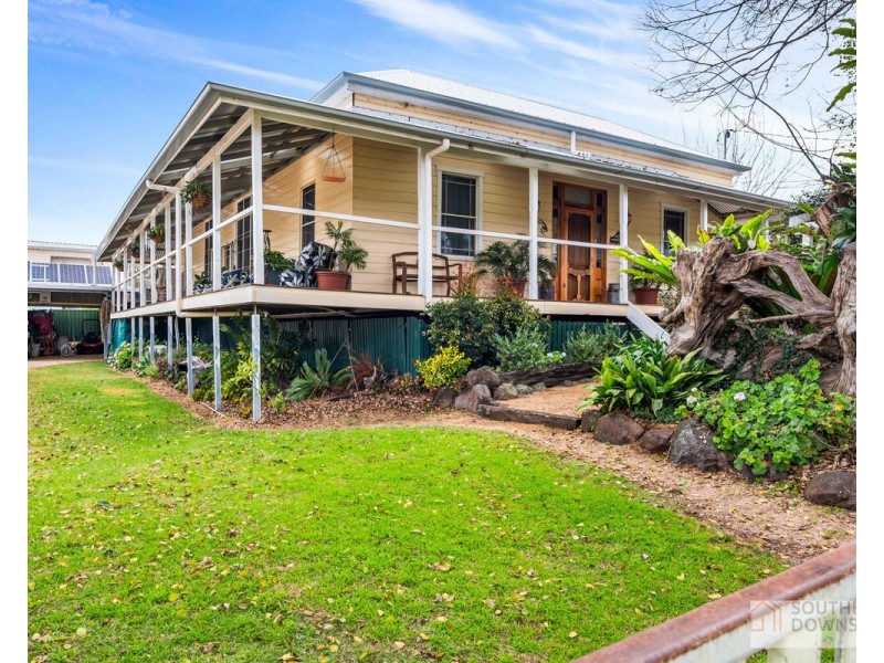 10 Olive Street, Killarney QLD 4373