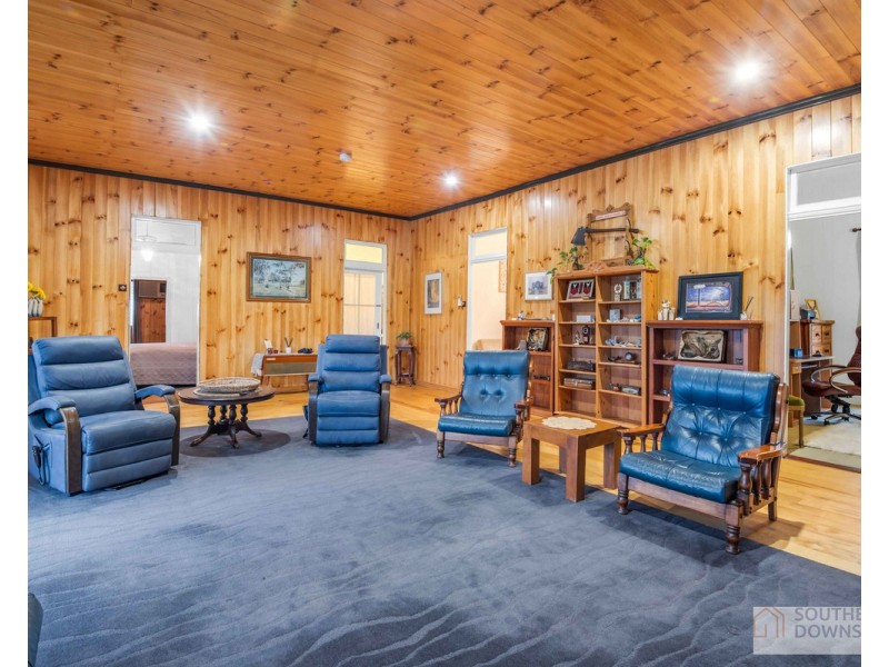 10 Olive Street, Killarney QLD 4373