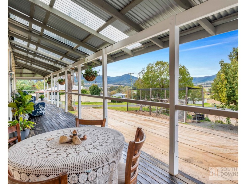 10 Olive Street, Killarney QLD 4373