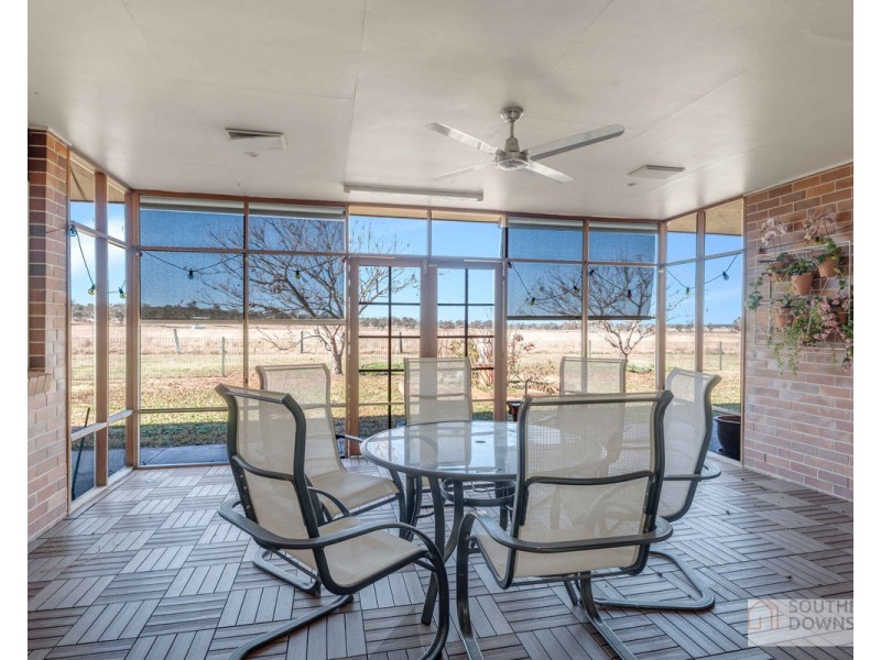 13 Willow Street, Warwick QLD 4370