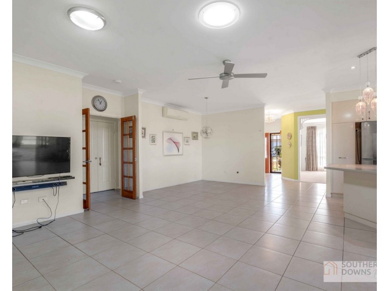 13 Willow Street, Warwick QLD 4370