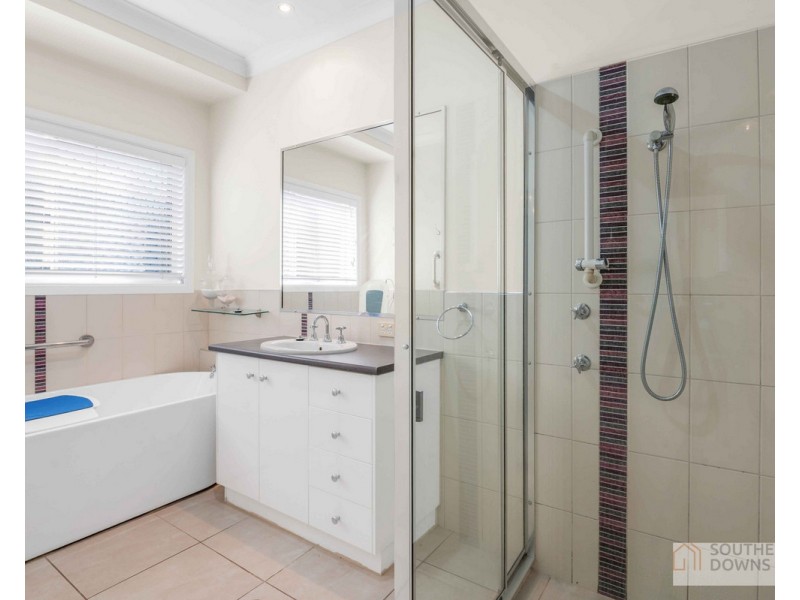 13 Willow Street, Warwick QLD 4370