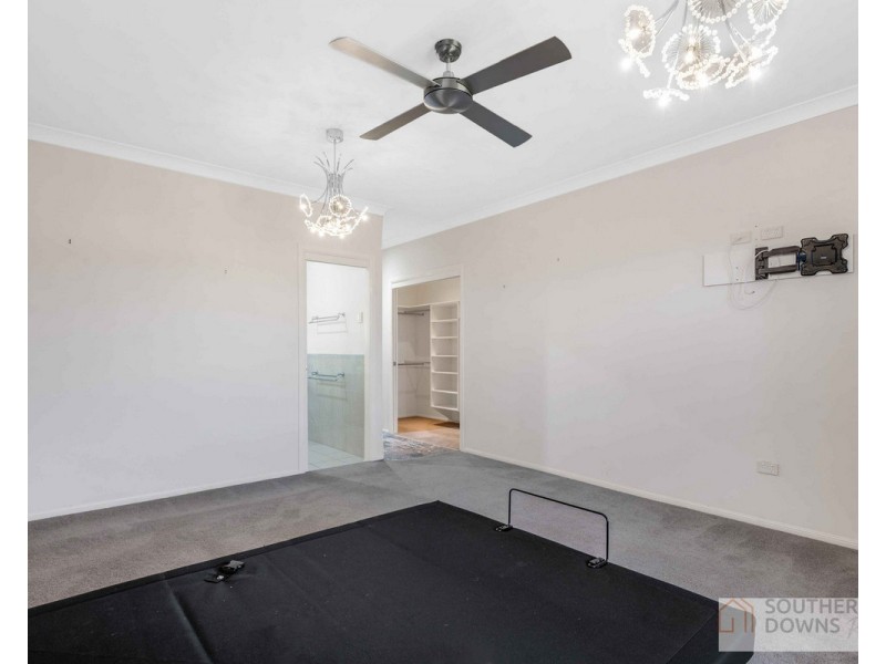 13 Willow Street, Warwick QLD 4370