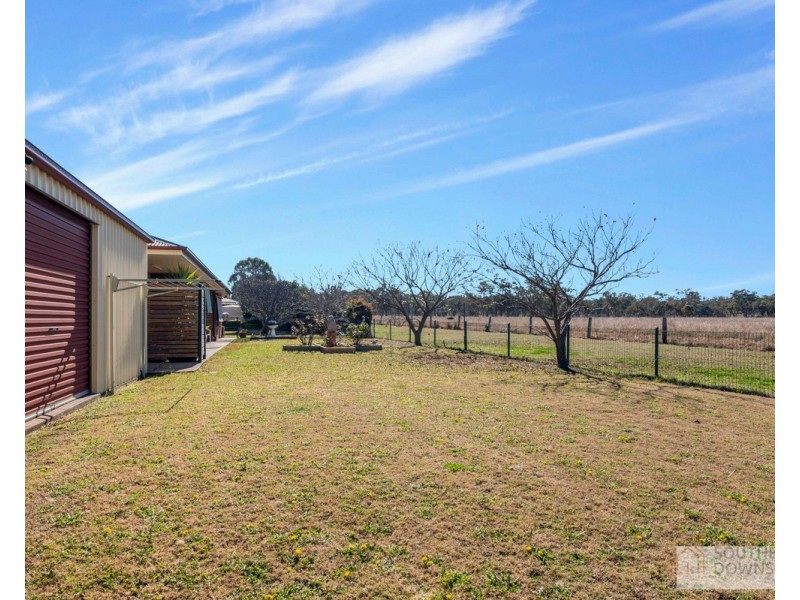 13 Willow Street, Warwick QLD 4370