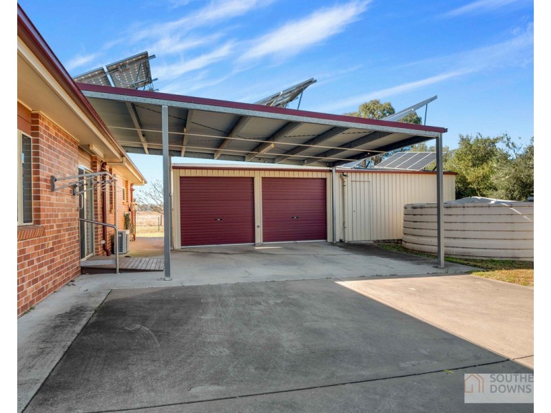 13 Willow Street, Warwick QLD 4370