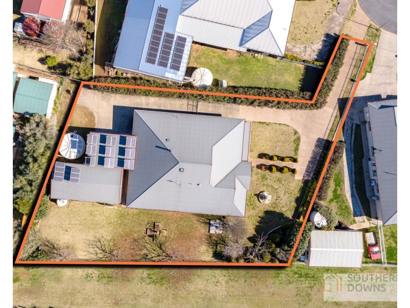 13 Willow Street, Warwick QLD 4370