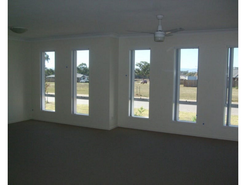 4 Olsen Street, Warwick QLD 4370