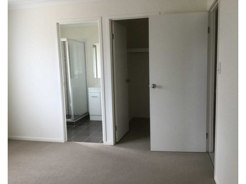 4 Olsen Street, Warwick QLD 4370