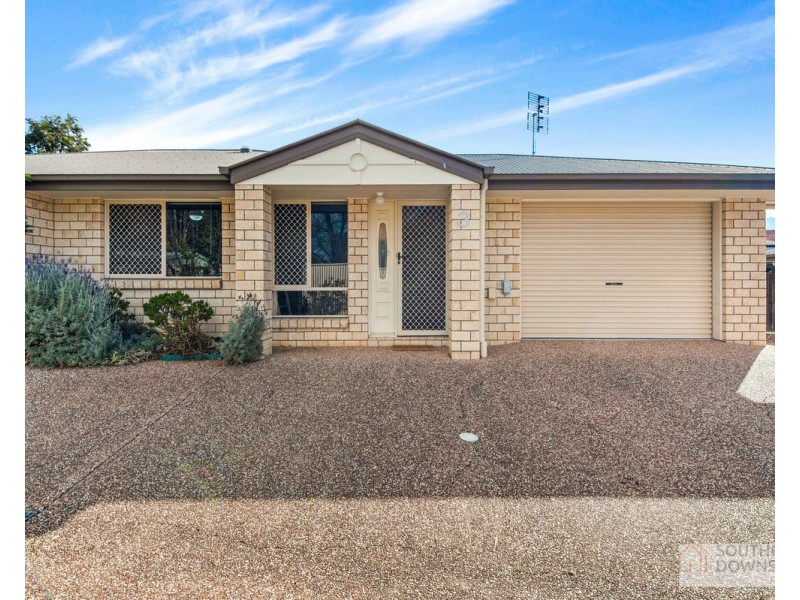 3/206 Wood Street, Warwick QLD 4370