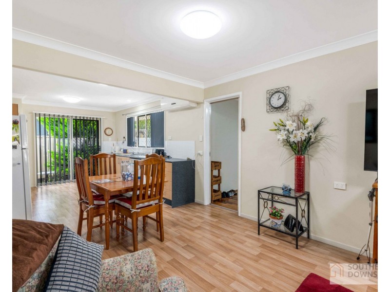 3/206 Wood Street, Warwick QLD 4370