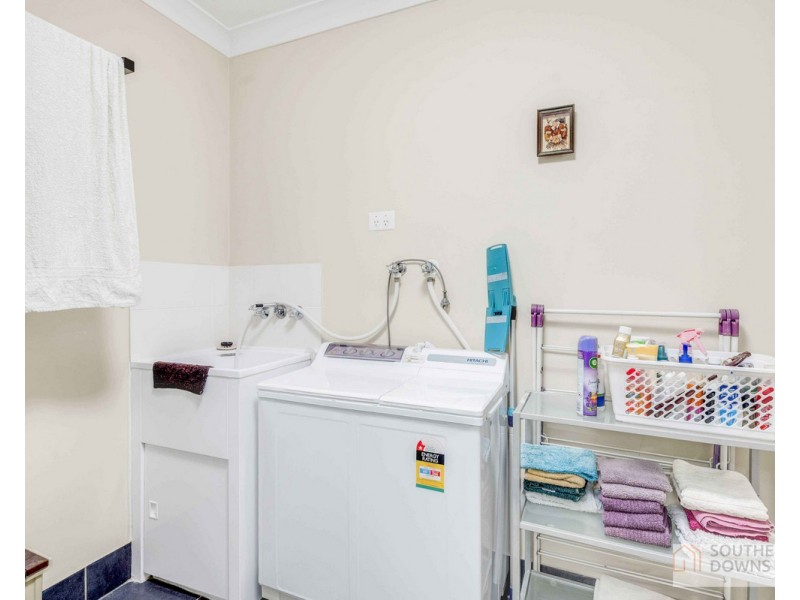 3/206 Wood Street, Warwick QLD 4370