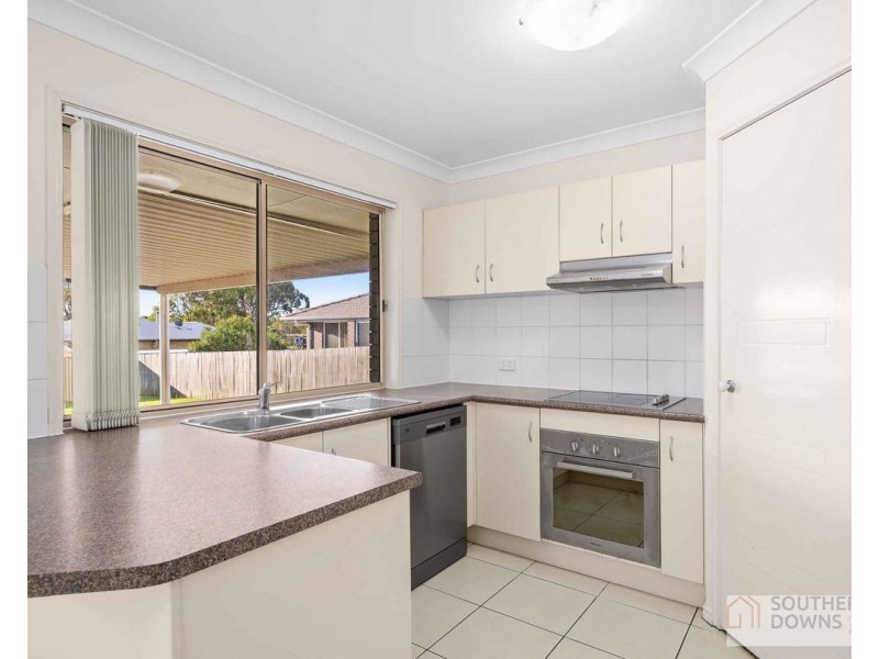 3 Rose Lea Court, Warwick QLD 4370