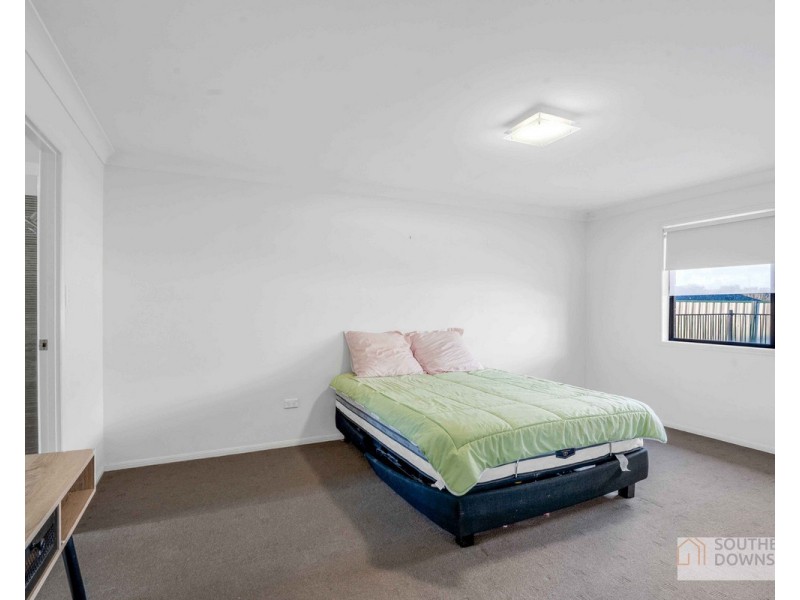 6 Floribunda Avenue, Warwick QLD 4370