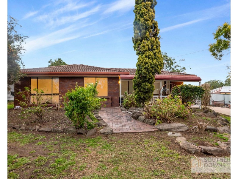 50 Pine Street, Killarney QLD 4373