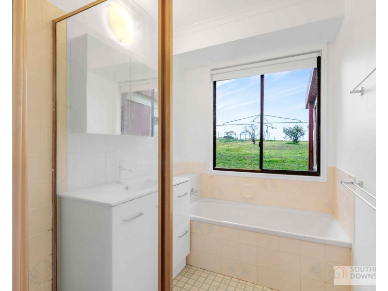 50 Pine Street, Killarney QLD 4373