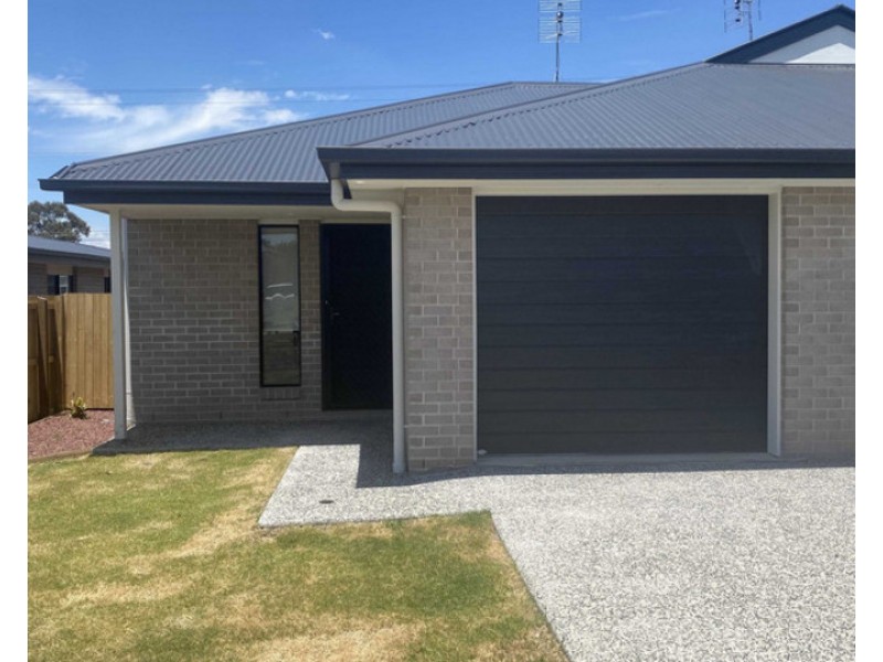 2/4 Meridian Drive, Warwick QLD 4370