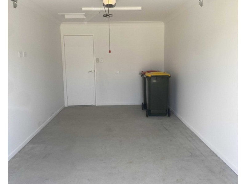 2/4 Meridian Drive, Warwick QLD 4370