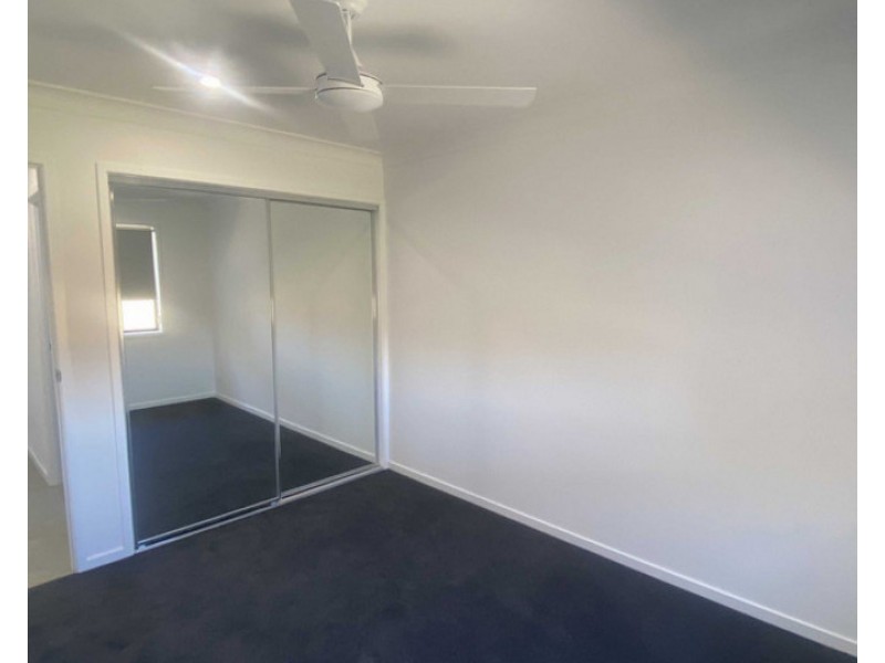 2/4 Meridian Drive, Warwick QLD 4370