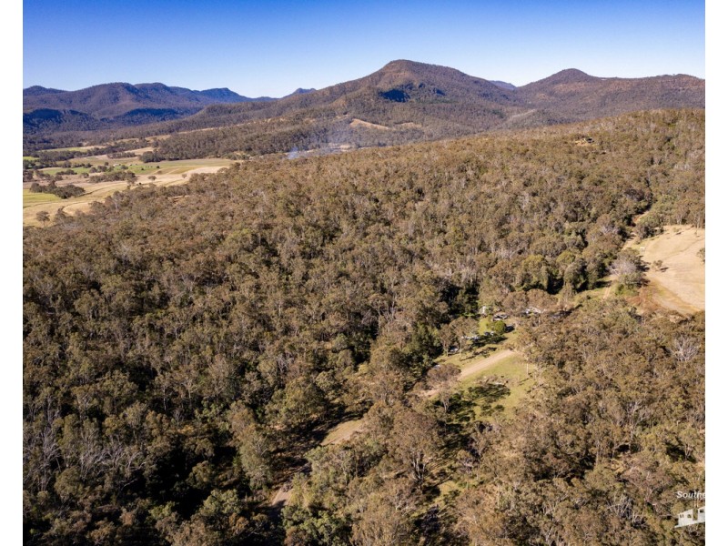 167 Dollar Bill Drive, Swanfels QLD 4371