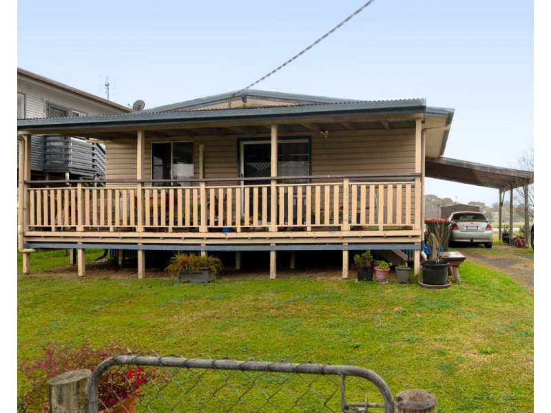 258 East Street, Warwick QLD 4370