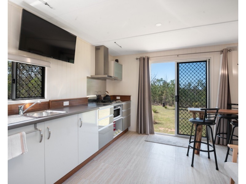 186 Hazeldene Road, Thanes Creek QLD 4370