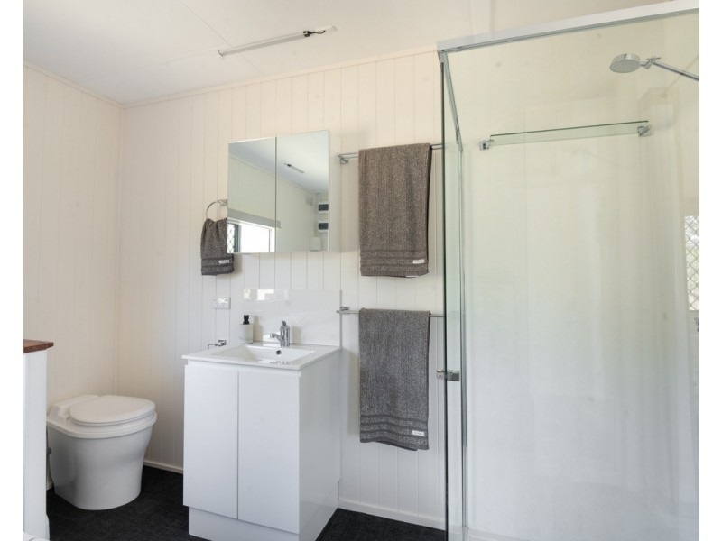 186 Hazeldene Road, Thanes Creek QLD 4370