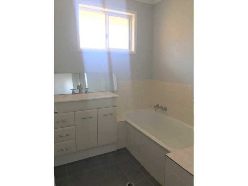 47 Furness Crescent, Warwick QLD 4370