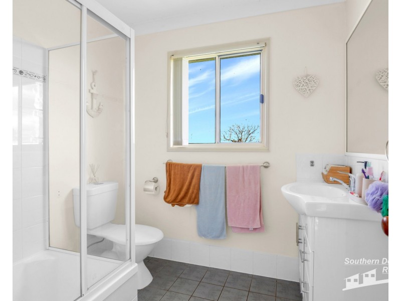 4 Arnold Street, Allora QLD 4362
