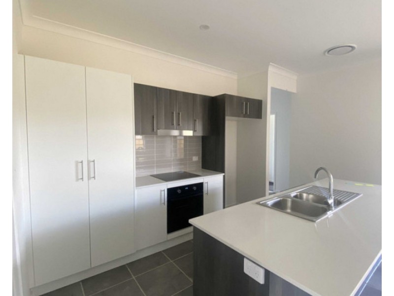21 McDougall Street, Warwick QLD 4370