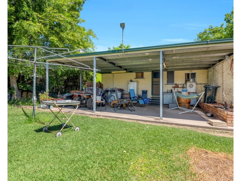 94 Mcevoy Street, Warwick QLD 4370