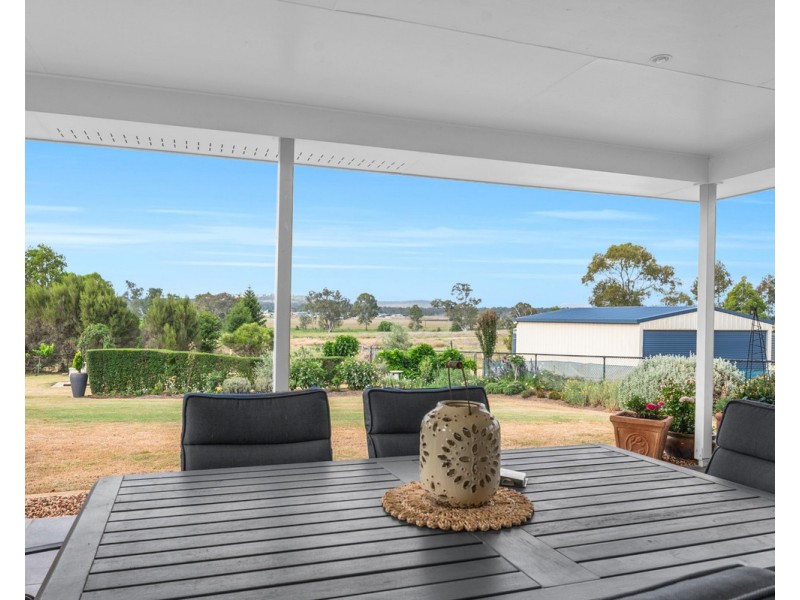 9 Canningvale Road, Warwick QLD 4370