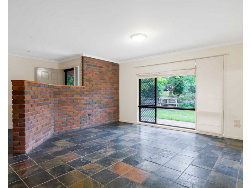 4 McLean Place, Warwick QLD 4370