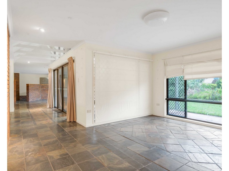 4 McLean Place, Warwick QLD 4370