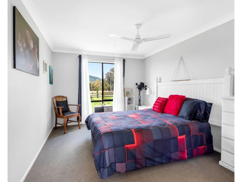 40 Ipomea Street, Emu Vale QLD 4371